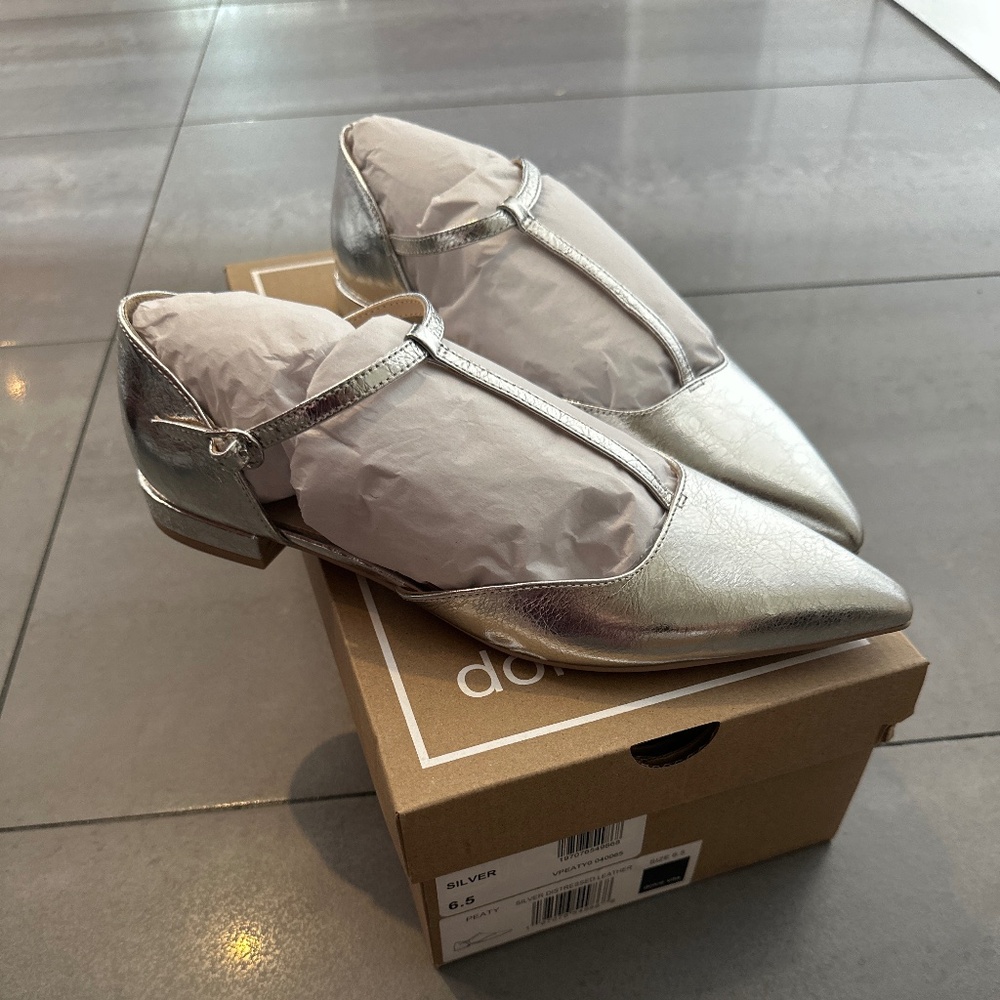 Dolce Vita Peaty silver shoes size 6.5